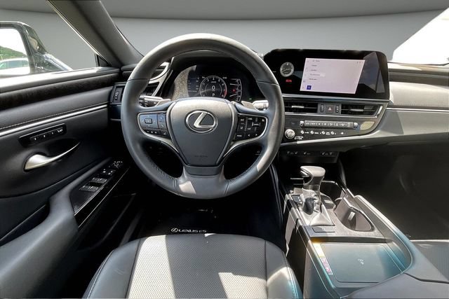 Used 2024 Lexus ES 350 w/ Premium Package FWD image 10