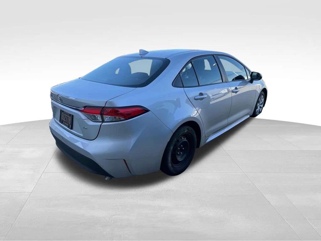 Used 2024 Toyota Corolla LE image 7