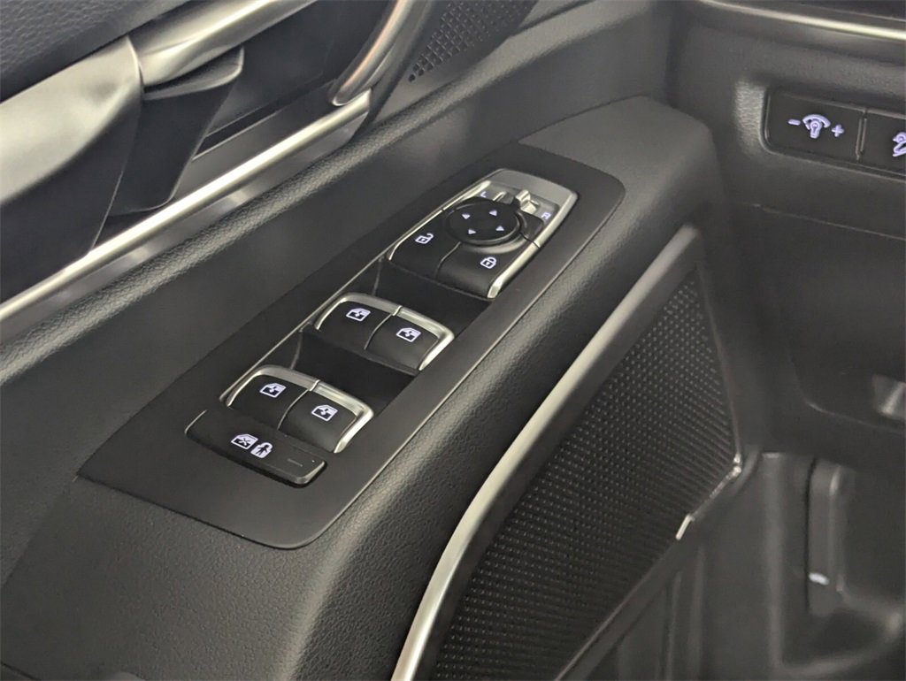 New 2025 Kia Telluride S image 16