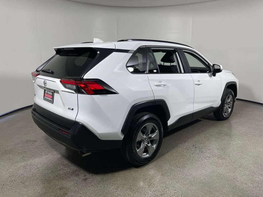 Certified 2025 Toyota RAV4 XLE FWD image 3