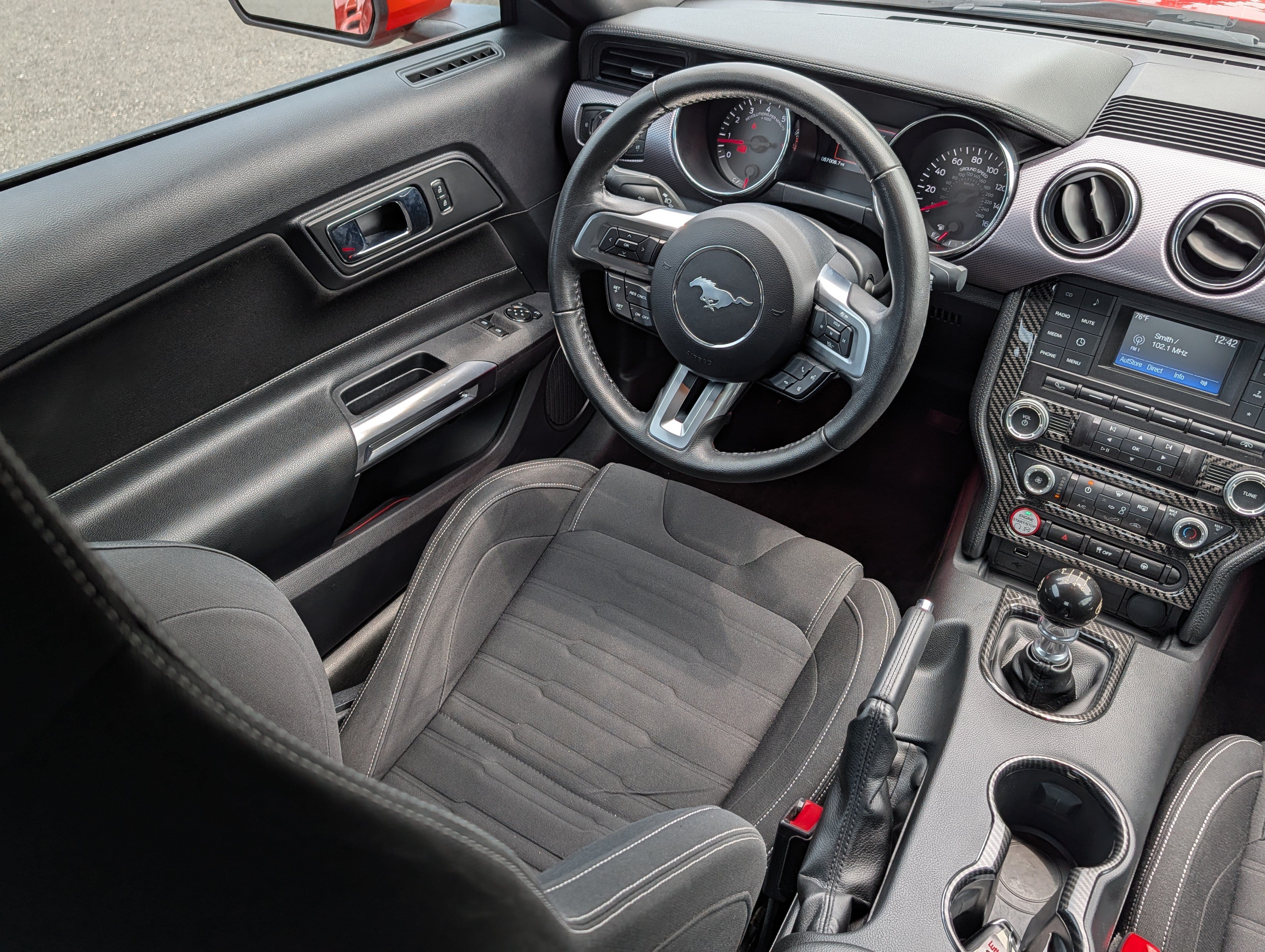 Used 2015 Ford Mustang GT RWD image 9