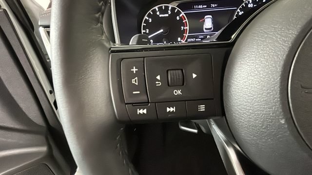 Used 2023 Nissan Rogue SL AWD/4WD image 15