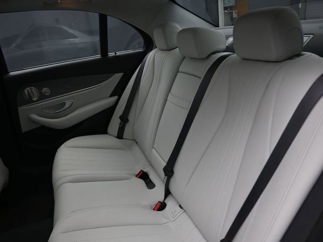Used 2022 Mercedes-Benz E 350 Sedan image 16