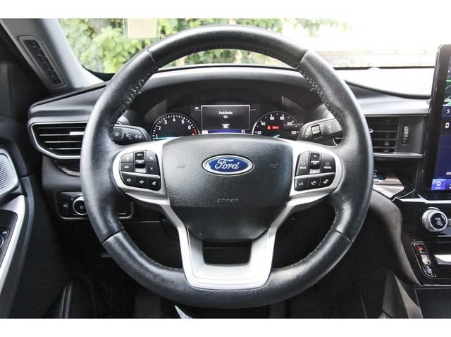 Used 2023 Ford Explorer Limited w/ Limited Technology Package RWD image 15