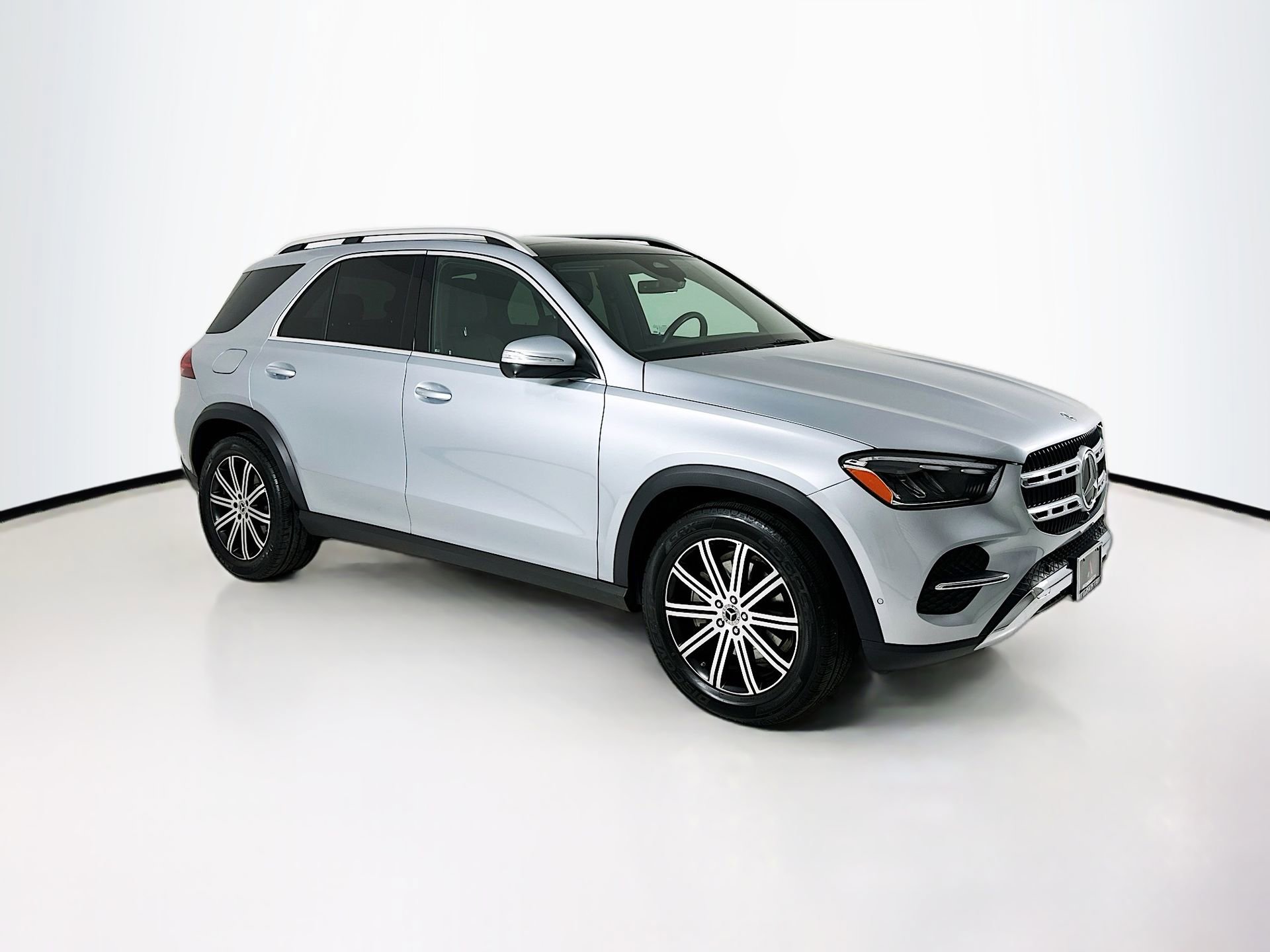 Certified 2025 Mercedes-Benz GLE 350 4MATIC image 1