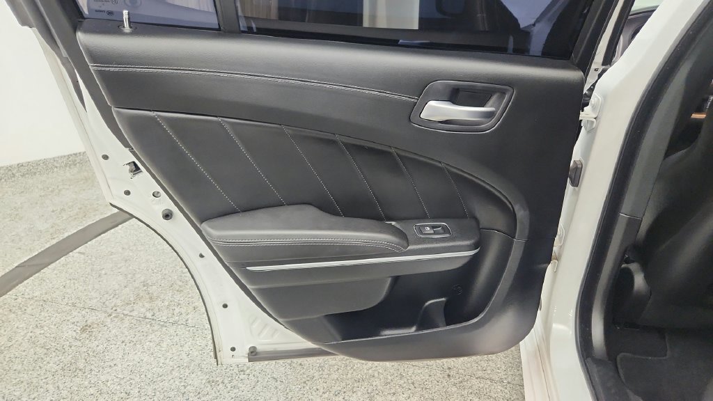 Used 2023 Dodge Charger Scat Pack RWD image 39