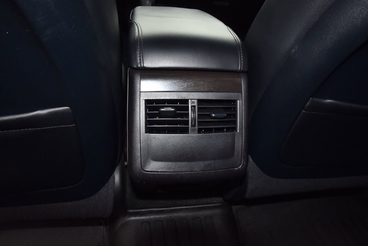 Used 2018 Toyota Avalon XLE Premium image 18