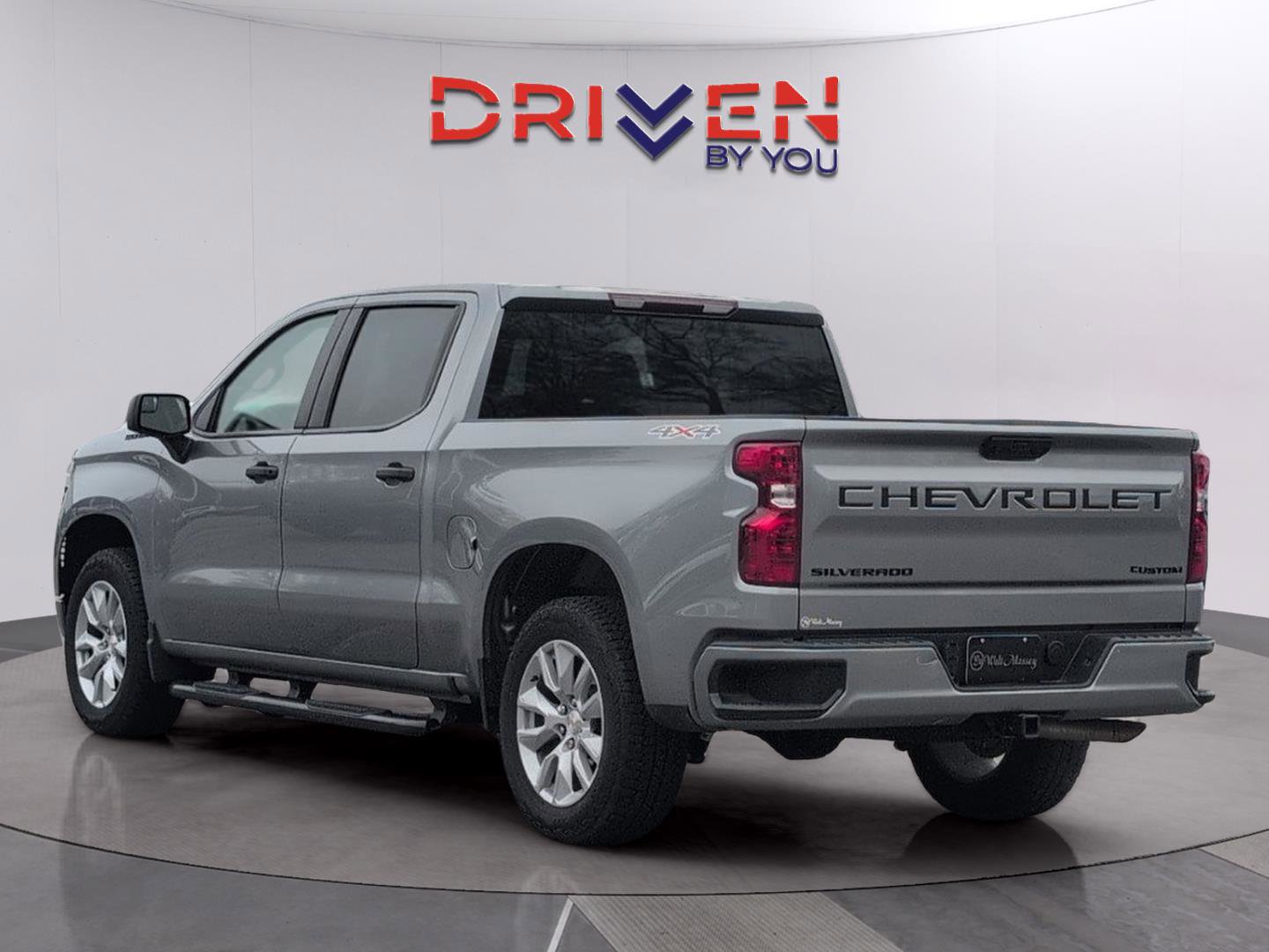 Certified 2025 Chevrolet Silverado 1500 Custom w/ LPO, Dark Essentials Package image 3