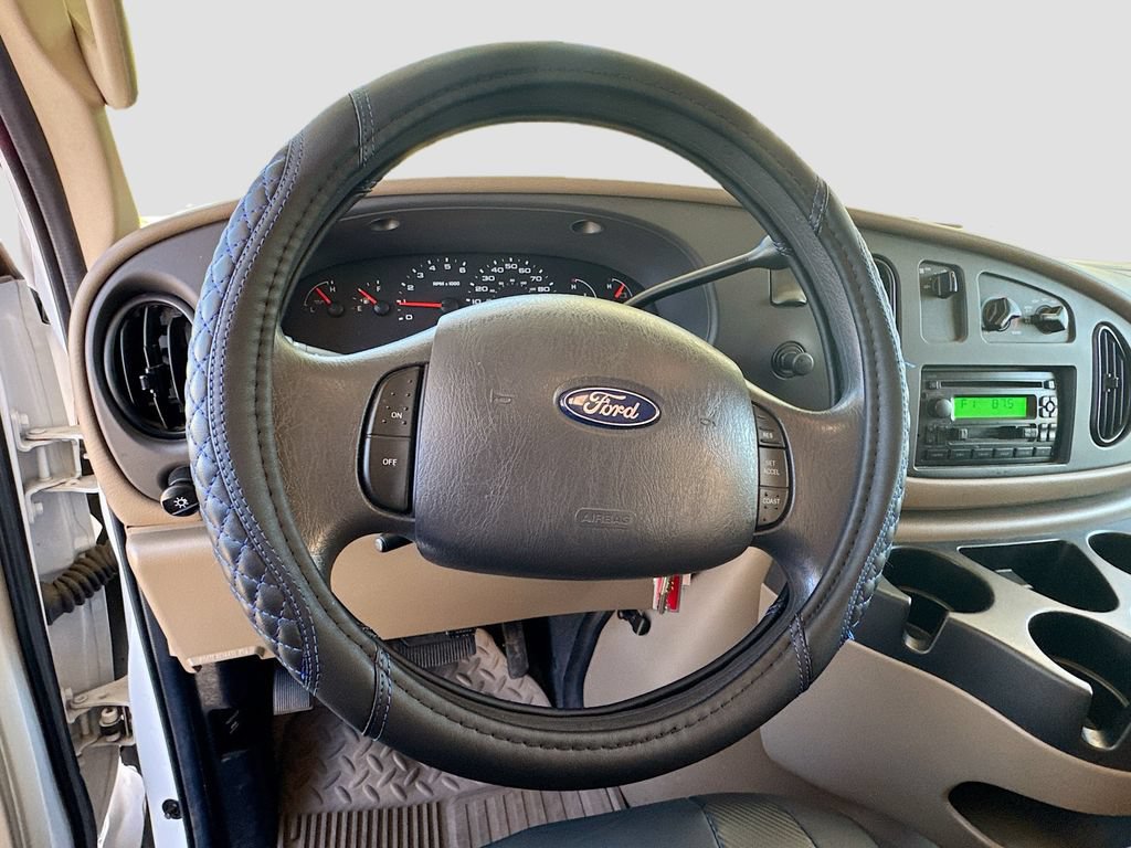 Used 2008 Ford E-350 and Econoline 350 Super Duty RWD image 14