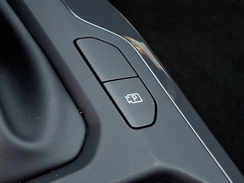 Used 2025 Kia K4 EX FWD image 25