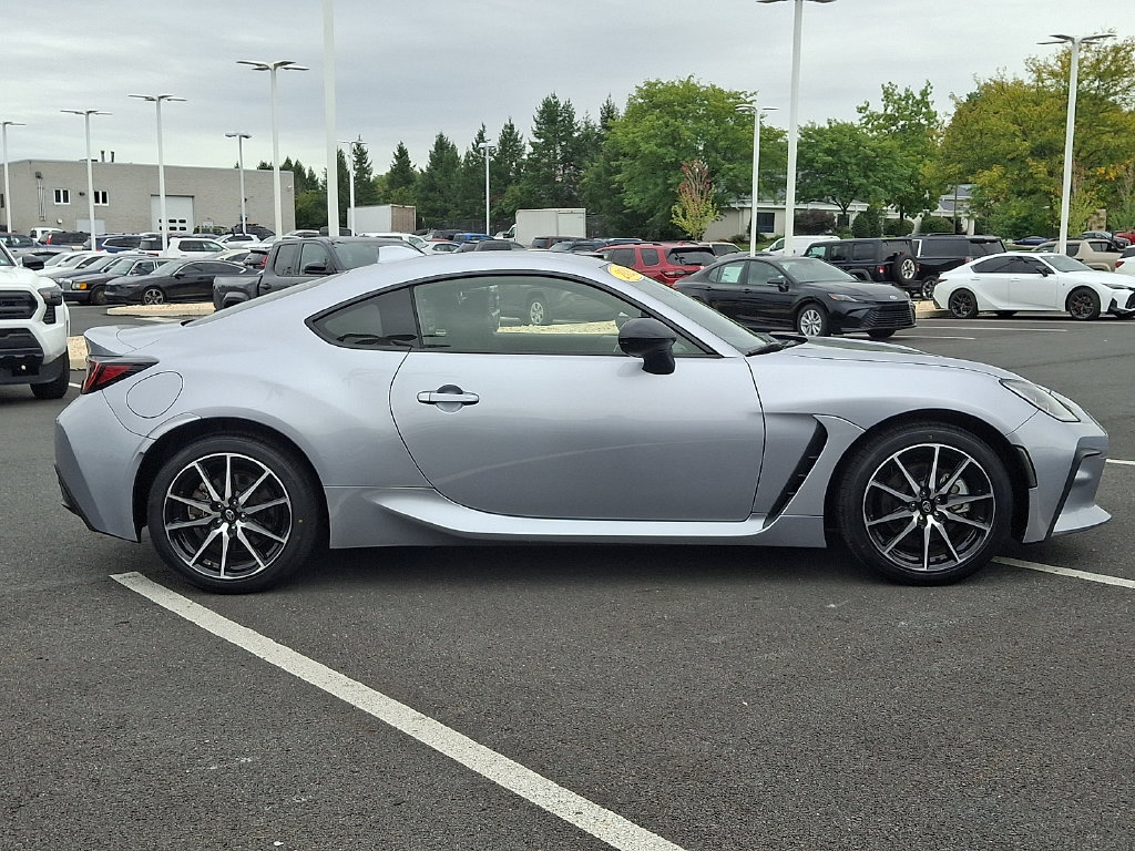 Certified 2024 Toyota GR86 RWD image 7