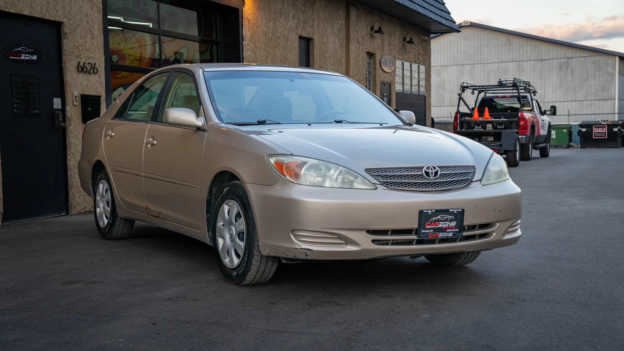 Used 2004 Toyota Camry LE w/ Fleet Convenience Pkg FWD image 5