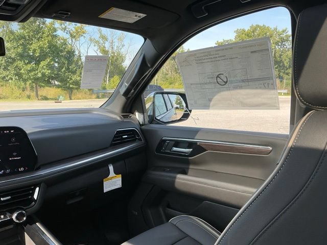 New 2026 Chevrolet Tahoe Premier w/ Sun And Tow Package AWD/4WD image 29