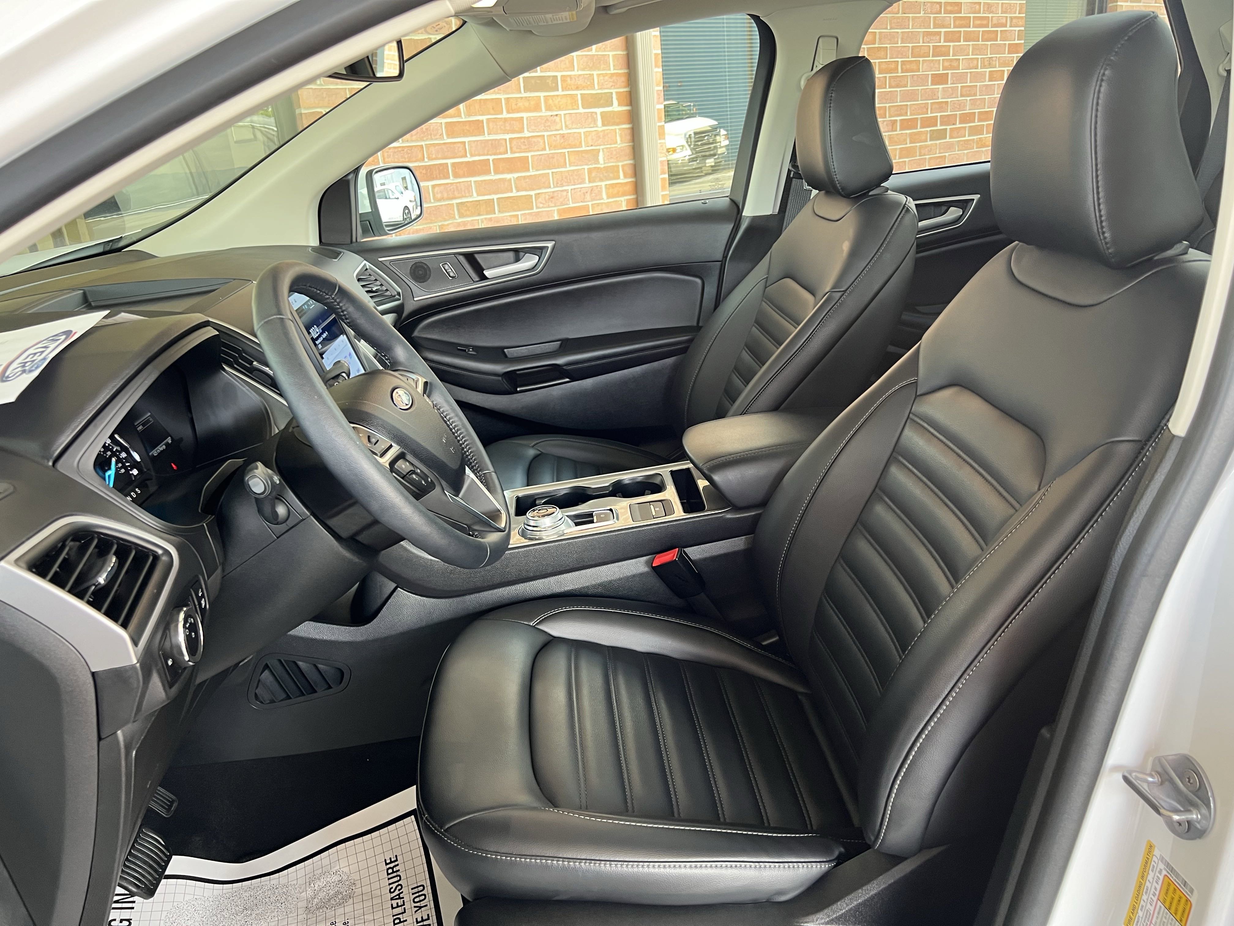 Used 2024 Ford Edge SEL w/ Convenience Package image 15