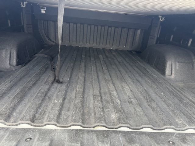 Used 2022 GMC Sierra 1500 Elevation image 25