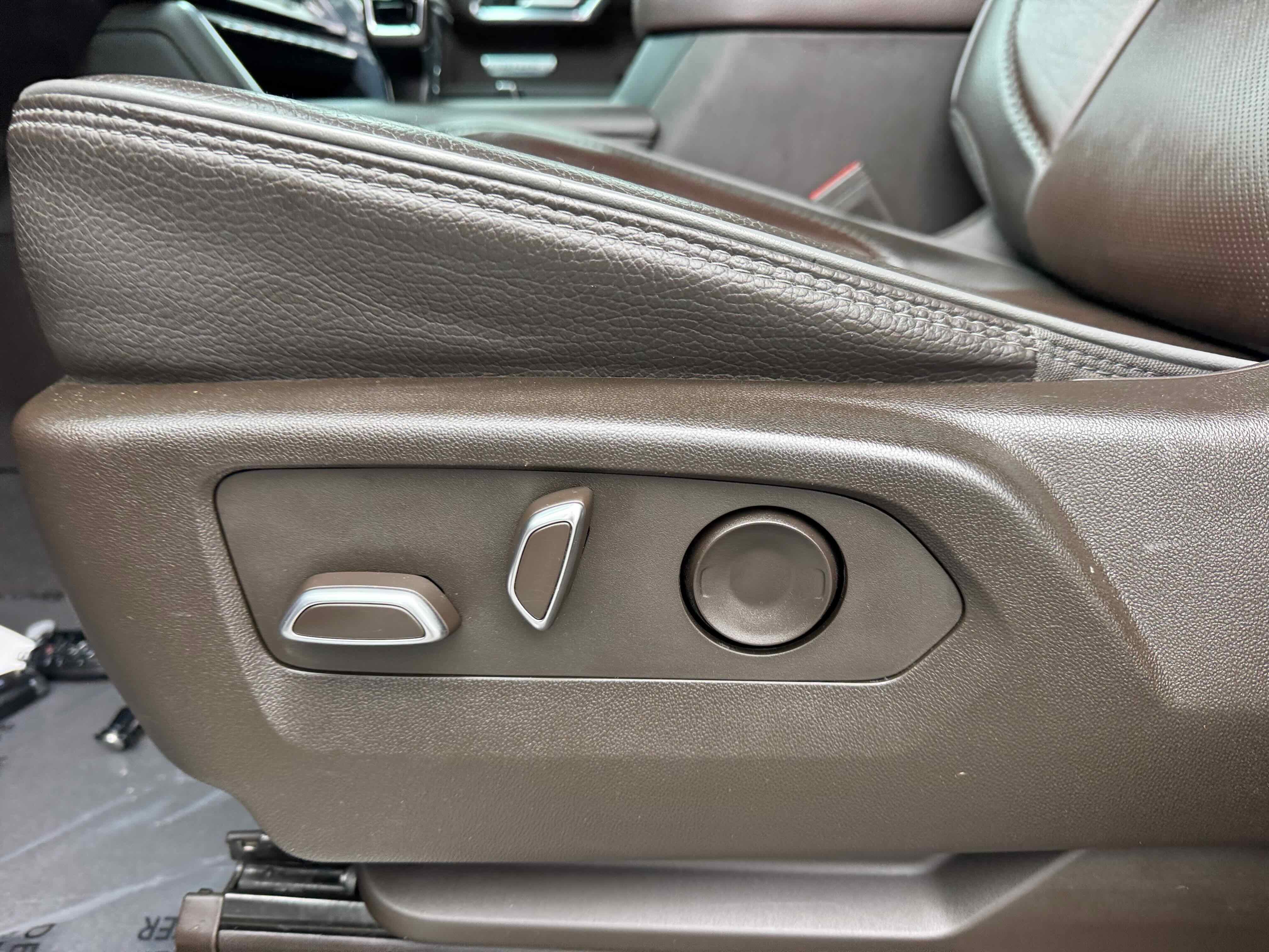 Used 2023 GMC Sierra 1500 Denali w/ Technology Package image 17