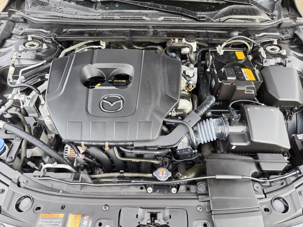 Used 2025 MAZDA MAZDA3 s FWD image 31