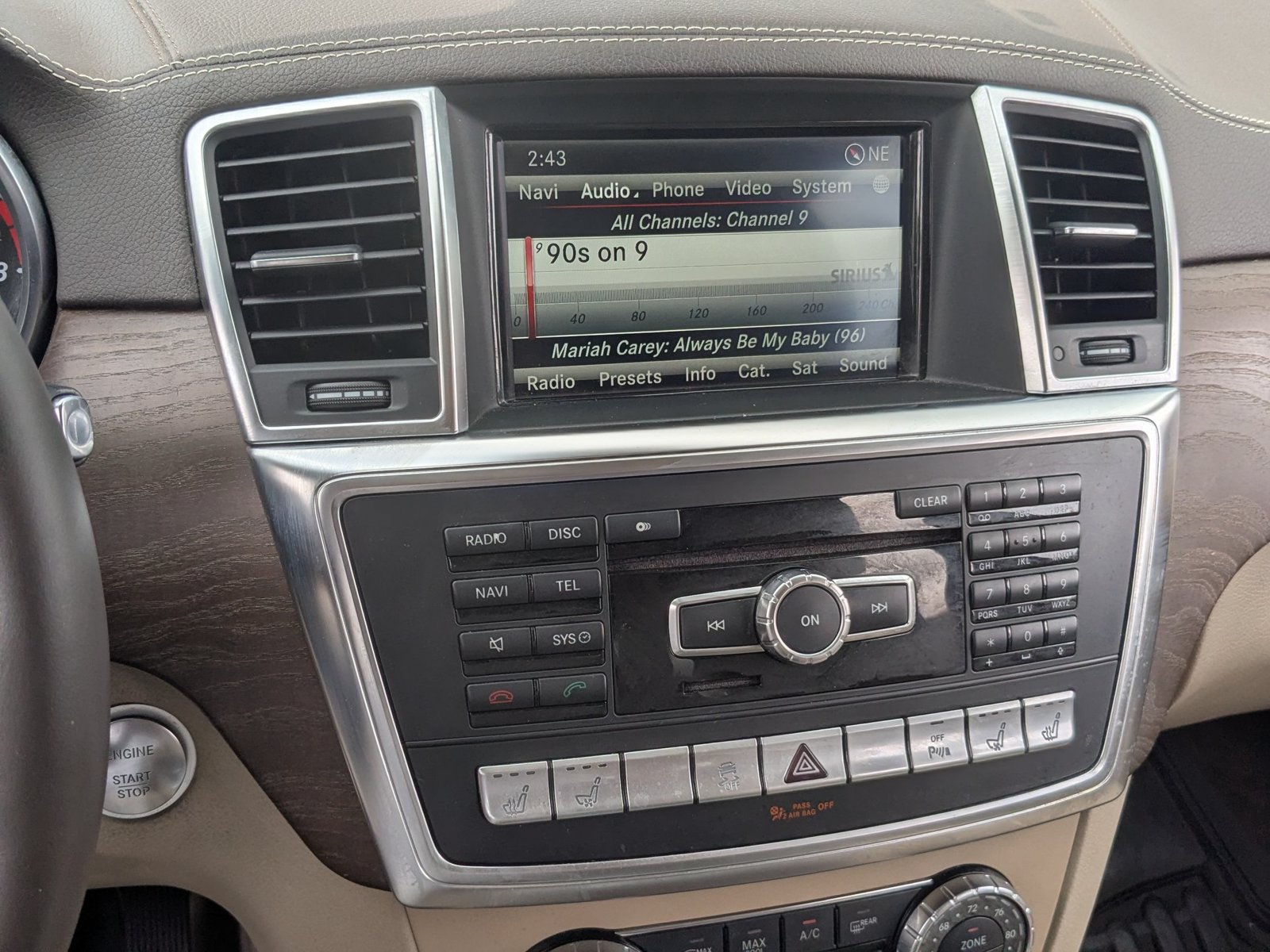 Used 2014 Mercedes-Benz GL 450 4MATIC image 14