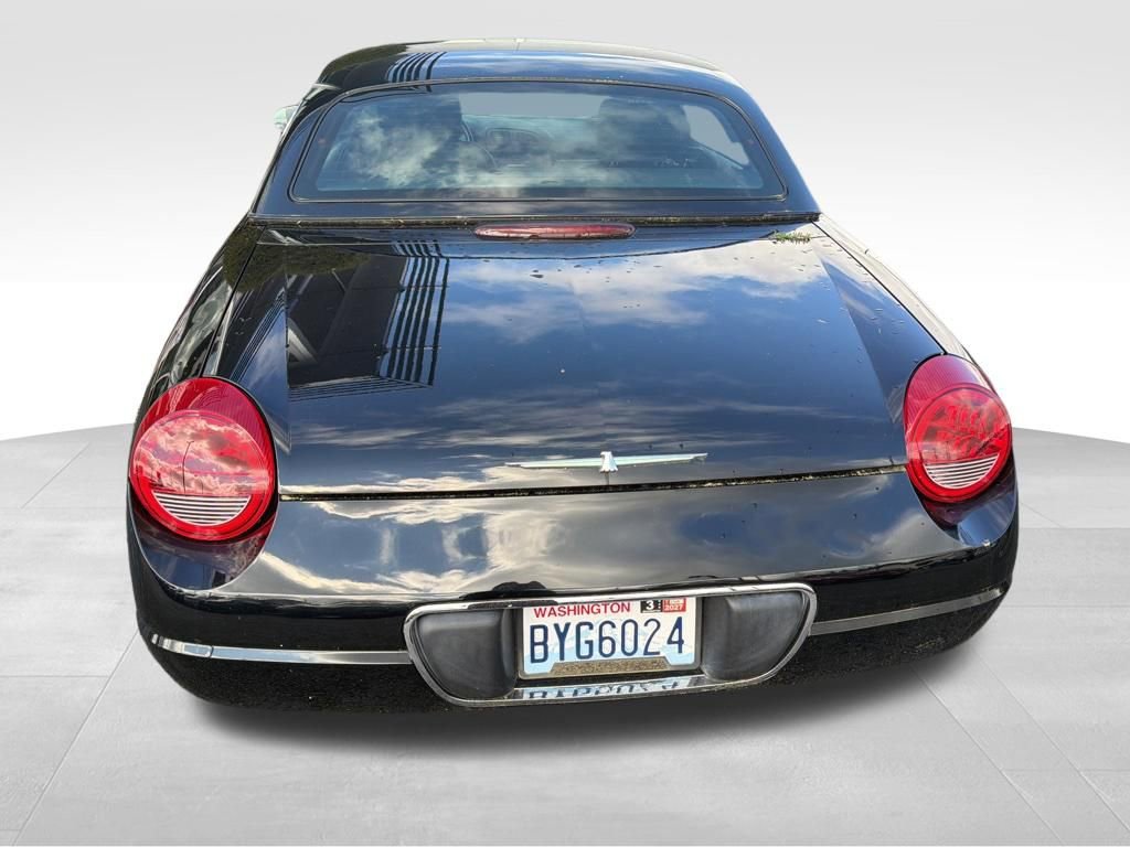 Used 2003 Ford Thunderbird image 10