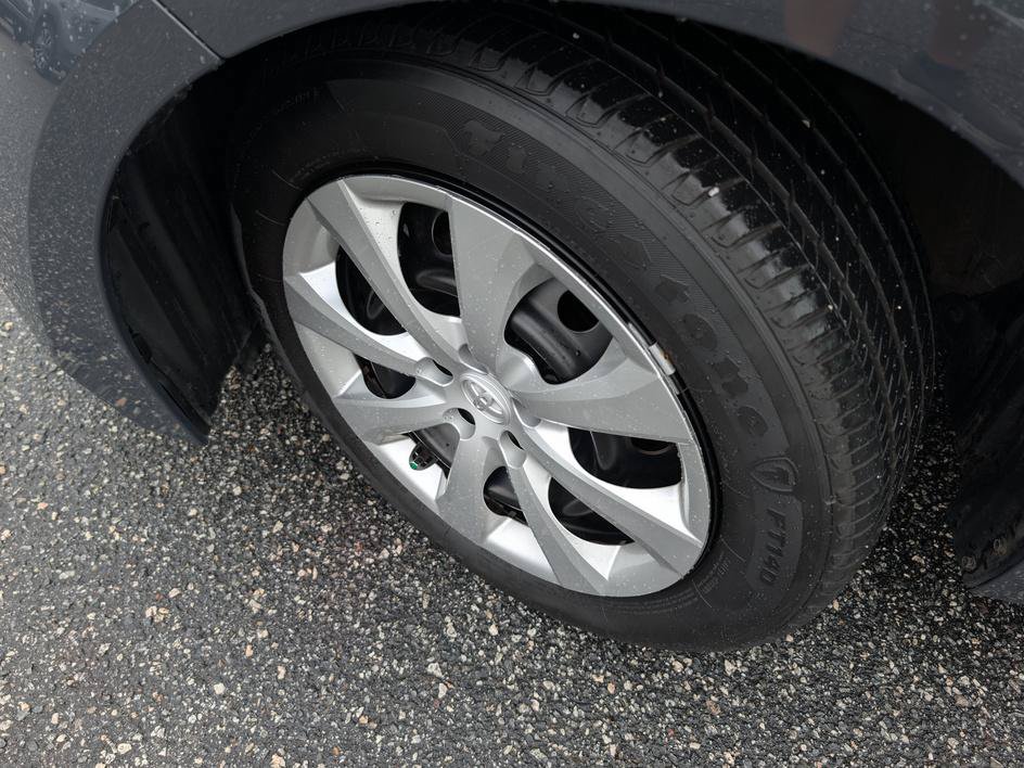 Used 2025 Toyota Corolla LE FWD image 7