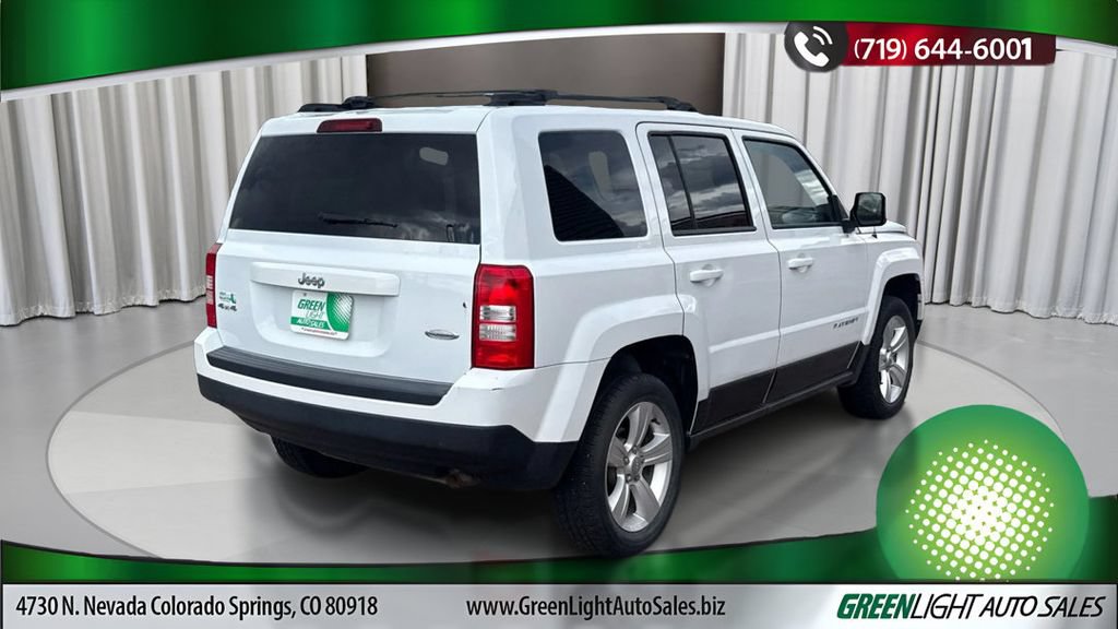 Used 2015 Jeep Patriot Latitude AWD/4WD image 5
