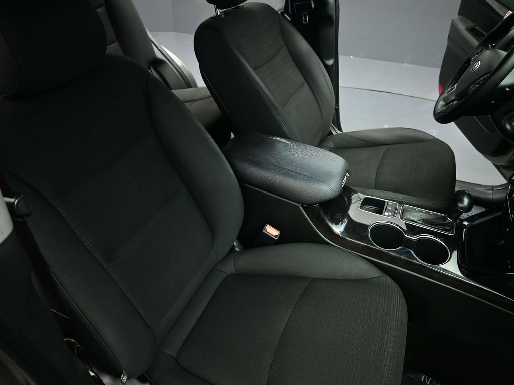 Used 2015 Kia Sorento LX image 24