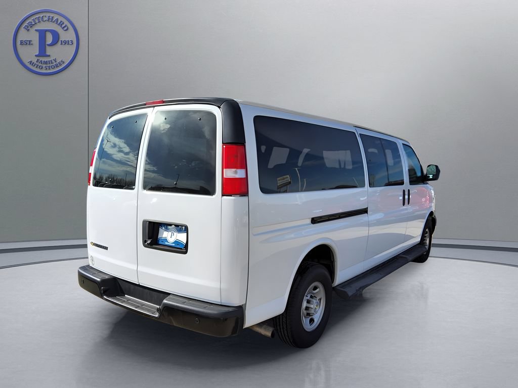 Used 2023 Chevrolet Express 3500 LS RWD image 7