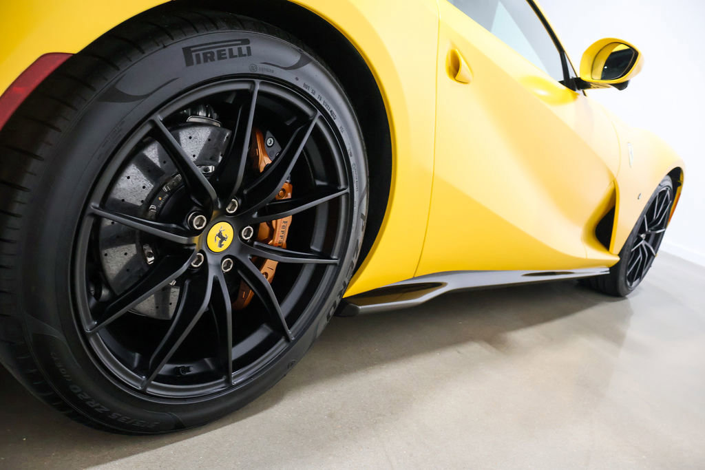 Used 2022 Ferrari 812 GTS image 38