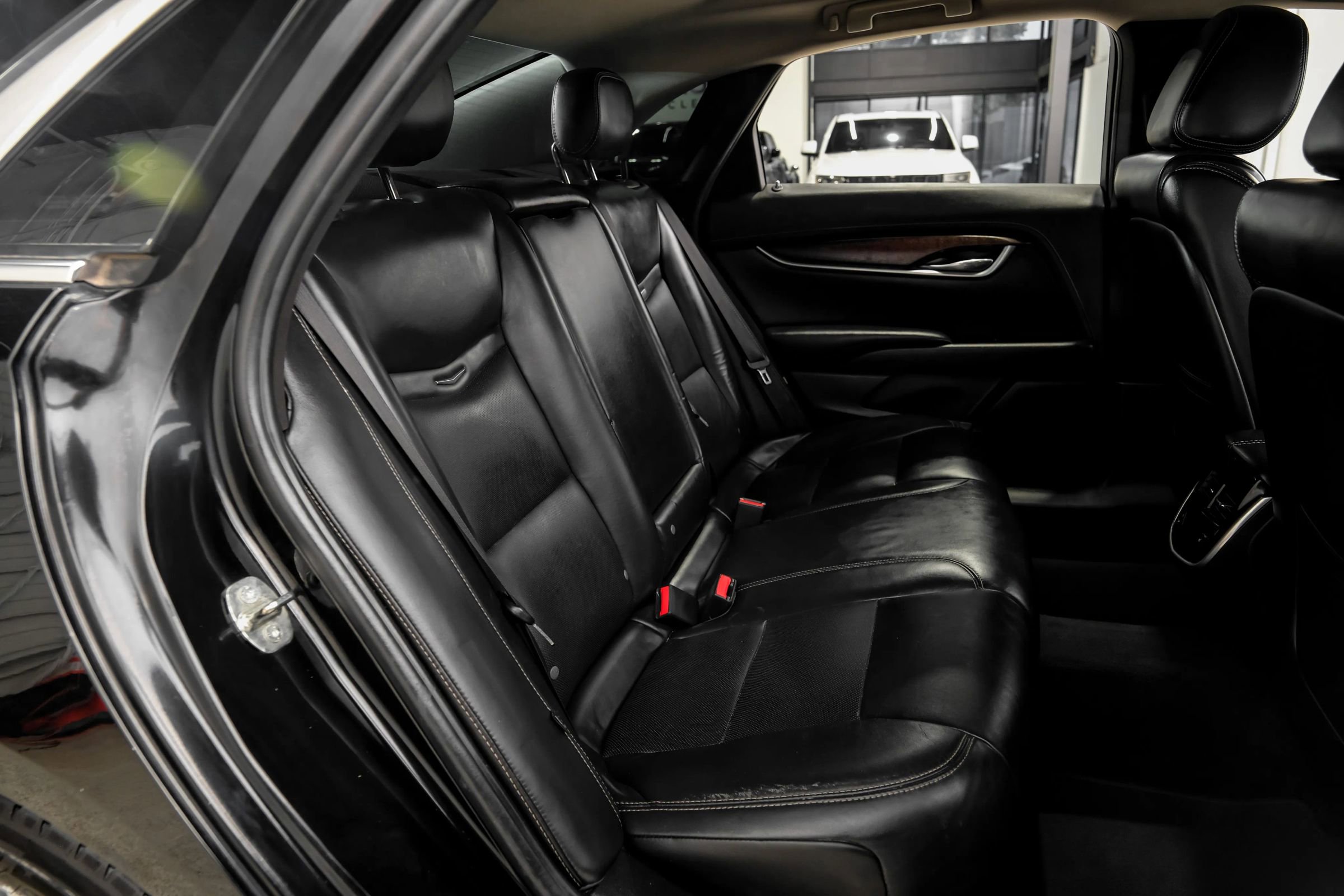 Used 2019 Cadillac XTS Luxury FWD image 43