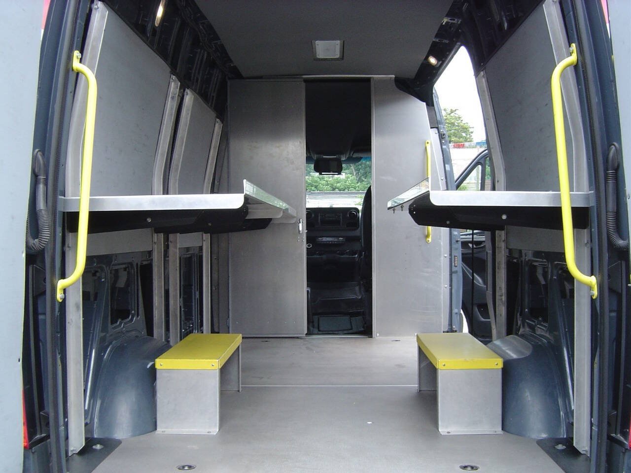 Used 2019 Mercedes-Benz Sprinter 144 image 10