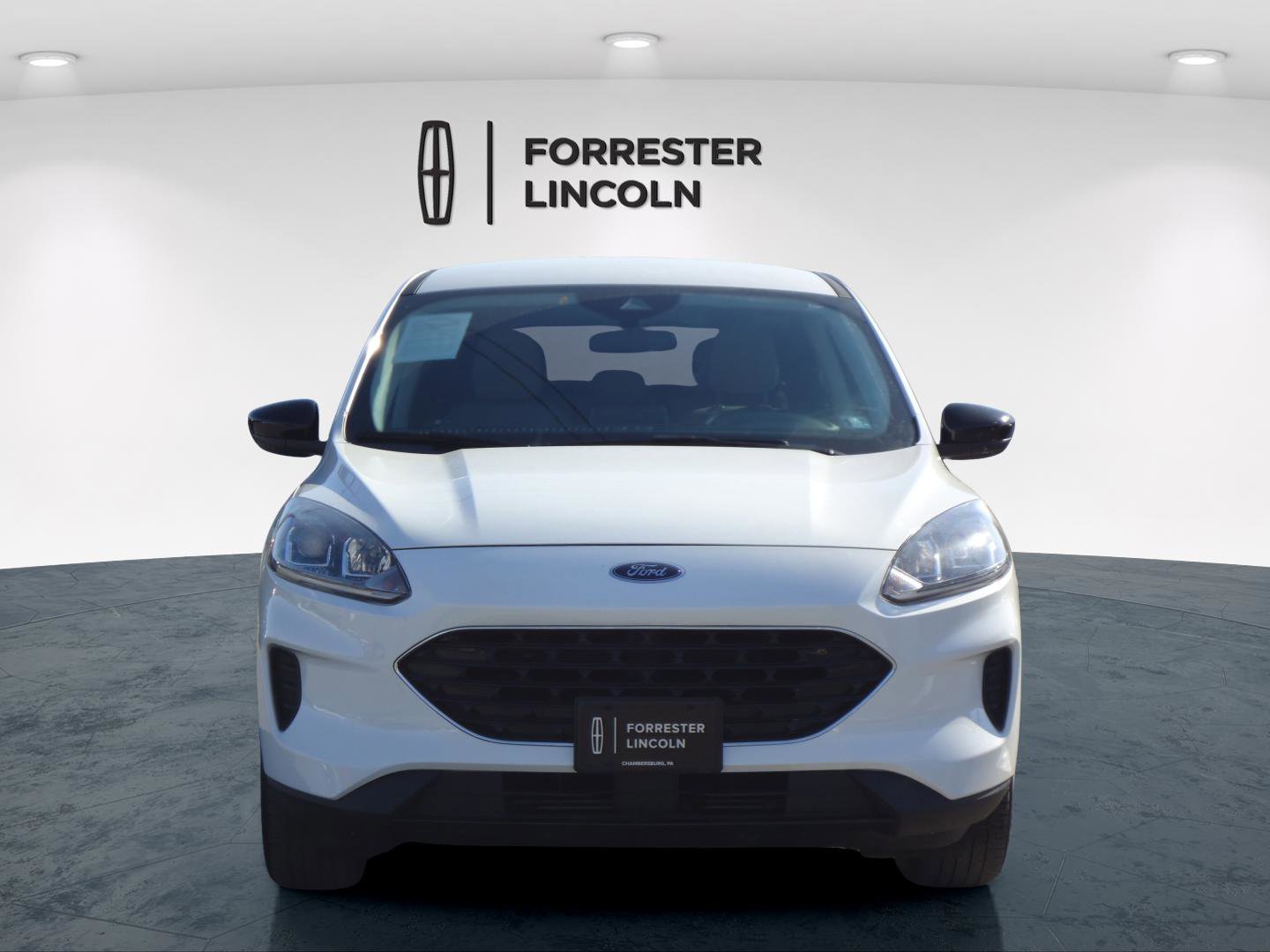 Used 2022 Ford Escape SE w/ SE Sport Appearance Package image 8