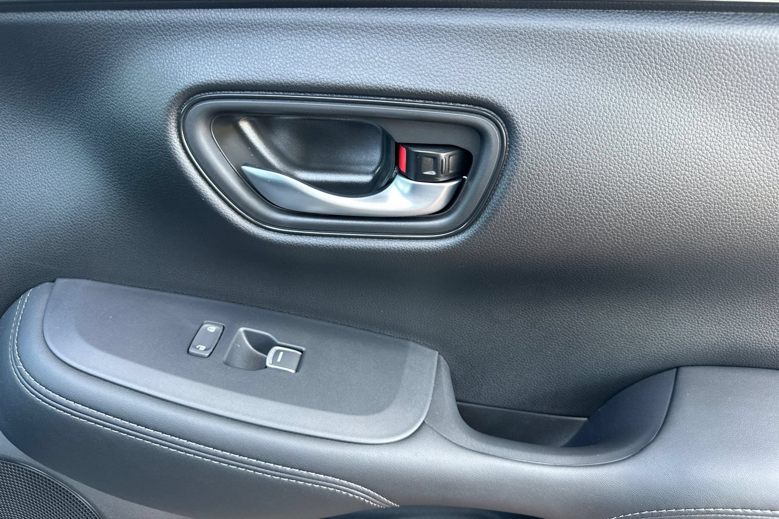 Certified 2026 Honda HR-V EX-L image 18