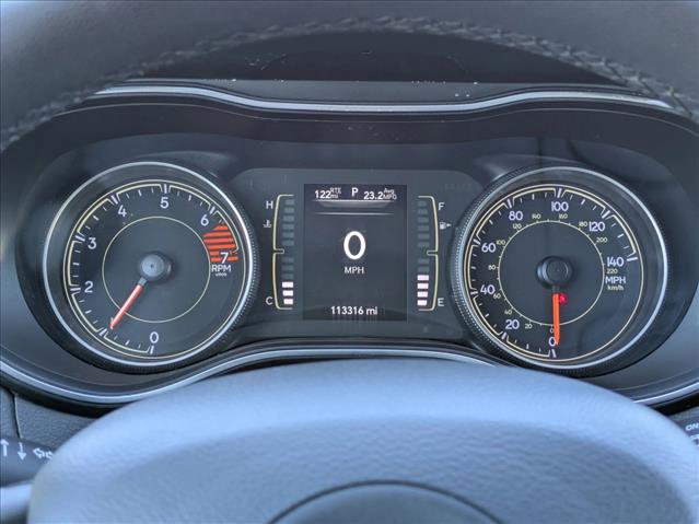 Used 2020 Jeep Cherokee Latitude Plus FWD image 11
