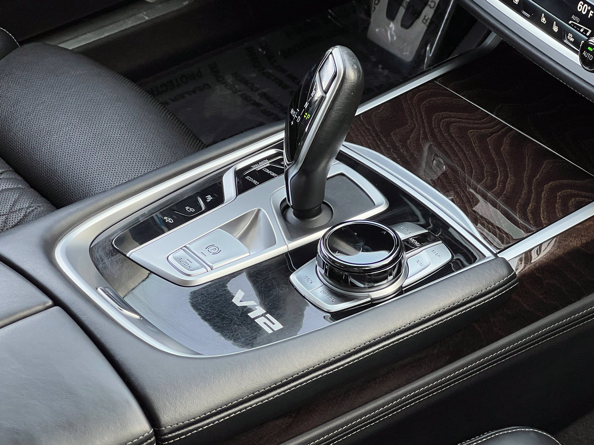 Used 2021 BMW M760i xDrive AWD/4WD image 50
