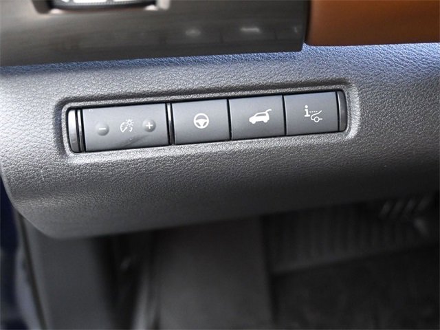 Used 2023 Nissan Pathfinder Platinum image 20