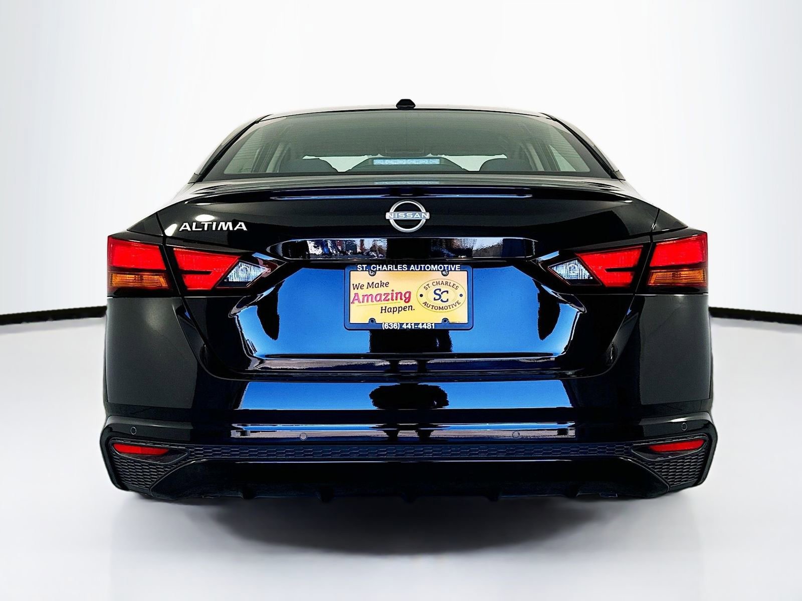 Used 2025 Nissan Altima 2.5 S FWD image 6