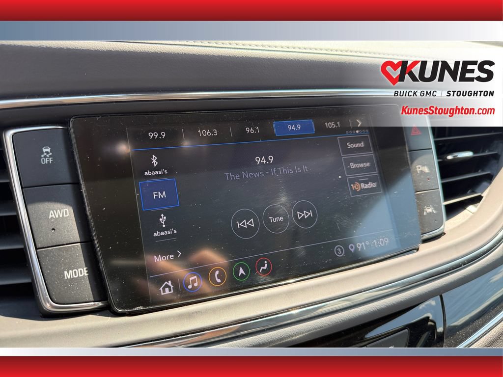Used 2021 Buick Enclave Premium w/ Surround and Sites Package AWD/4WD image 24