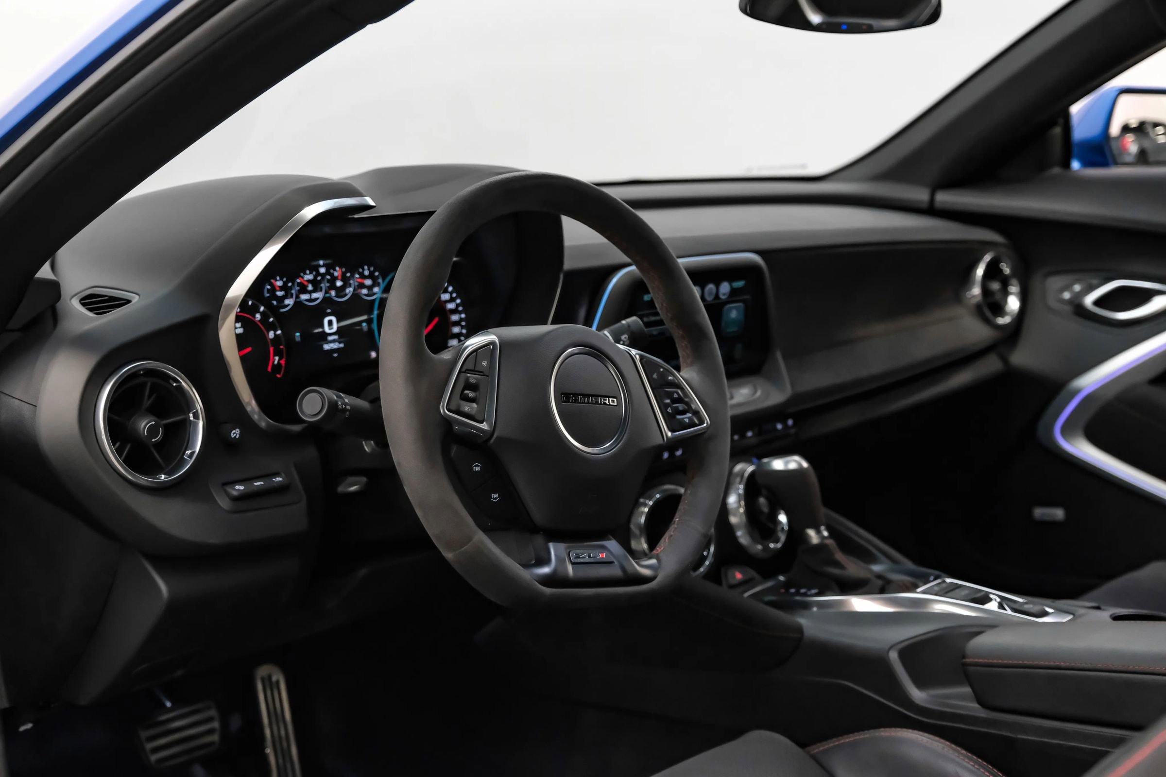 Used 2018 Chevrolet Camaro ZL1 image 8