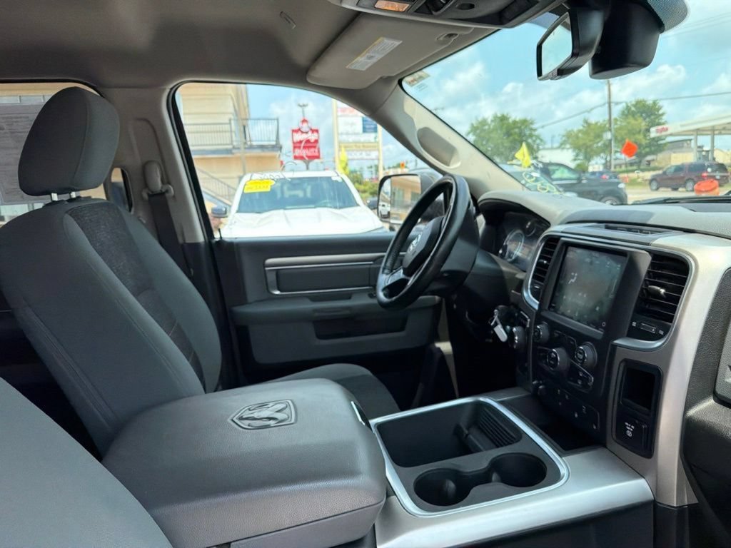 Used 2019 RAM 1500 Warlock AWD/4WD image 13