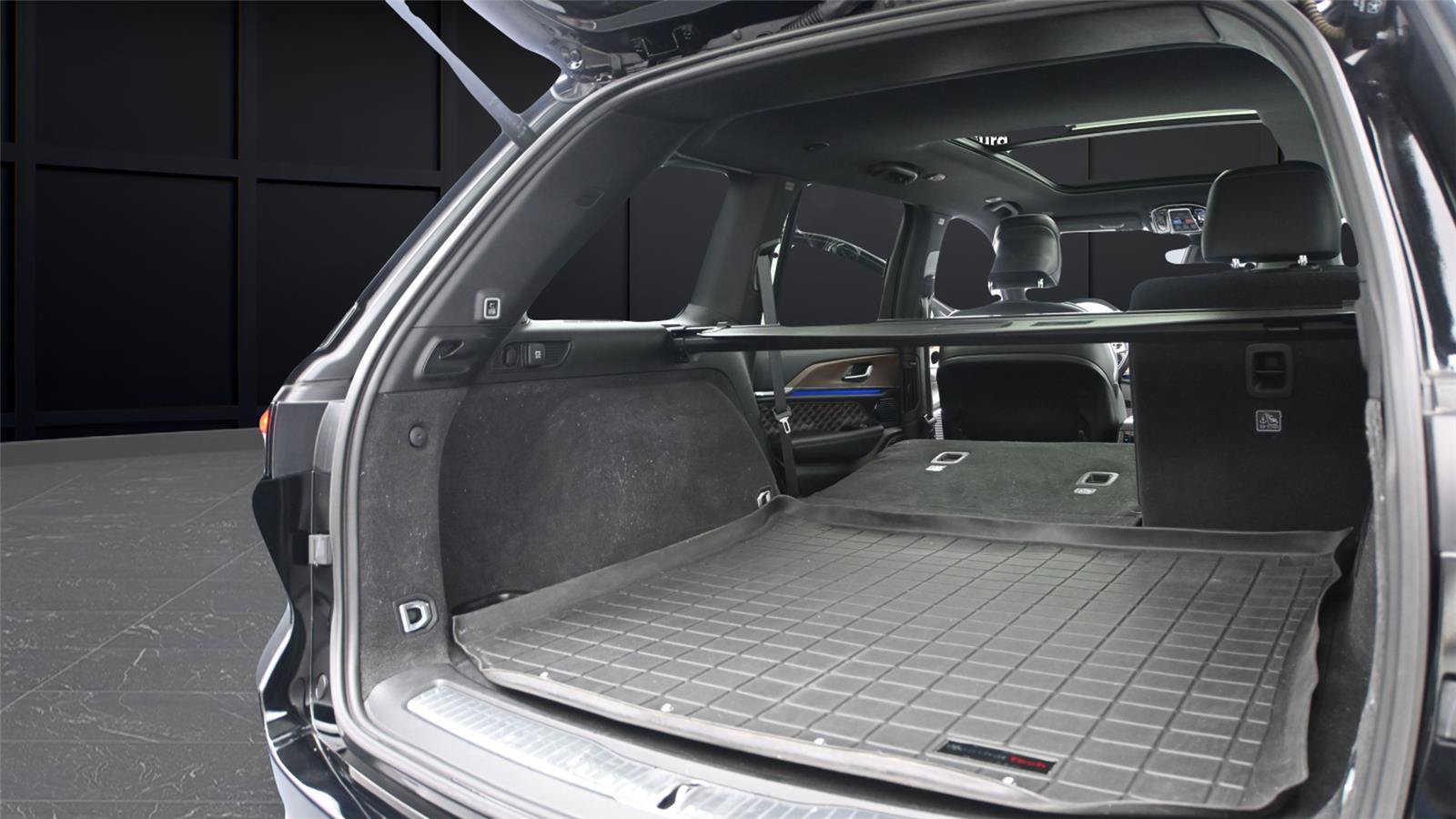 Used 2022 Jeep Grand Cherokee Summit AWD/4WD image 16