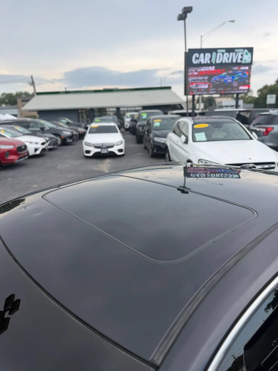 Used 2012 Toyota Camry SE FWD image 8