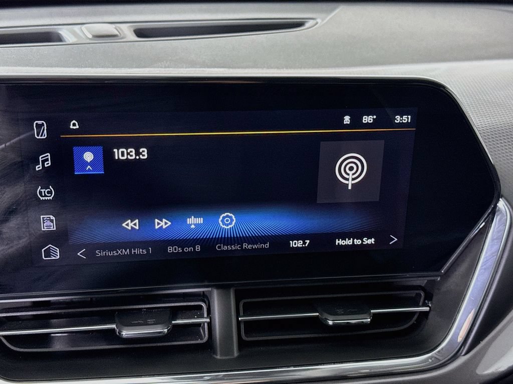 Used 2025 Chevrolet Trax ACTIV FWD image 6