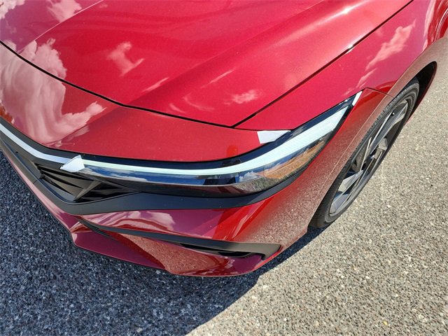 New 2025 Hyundai Elantra SEL image 6