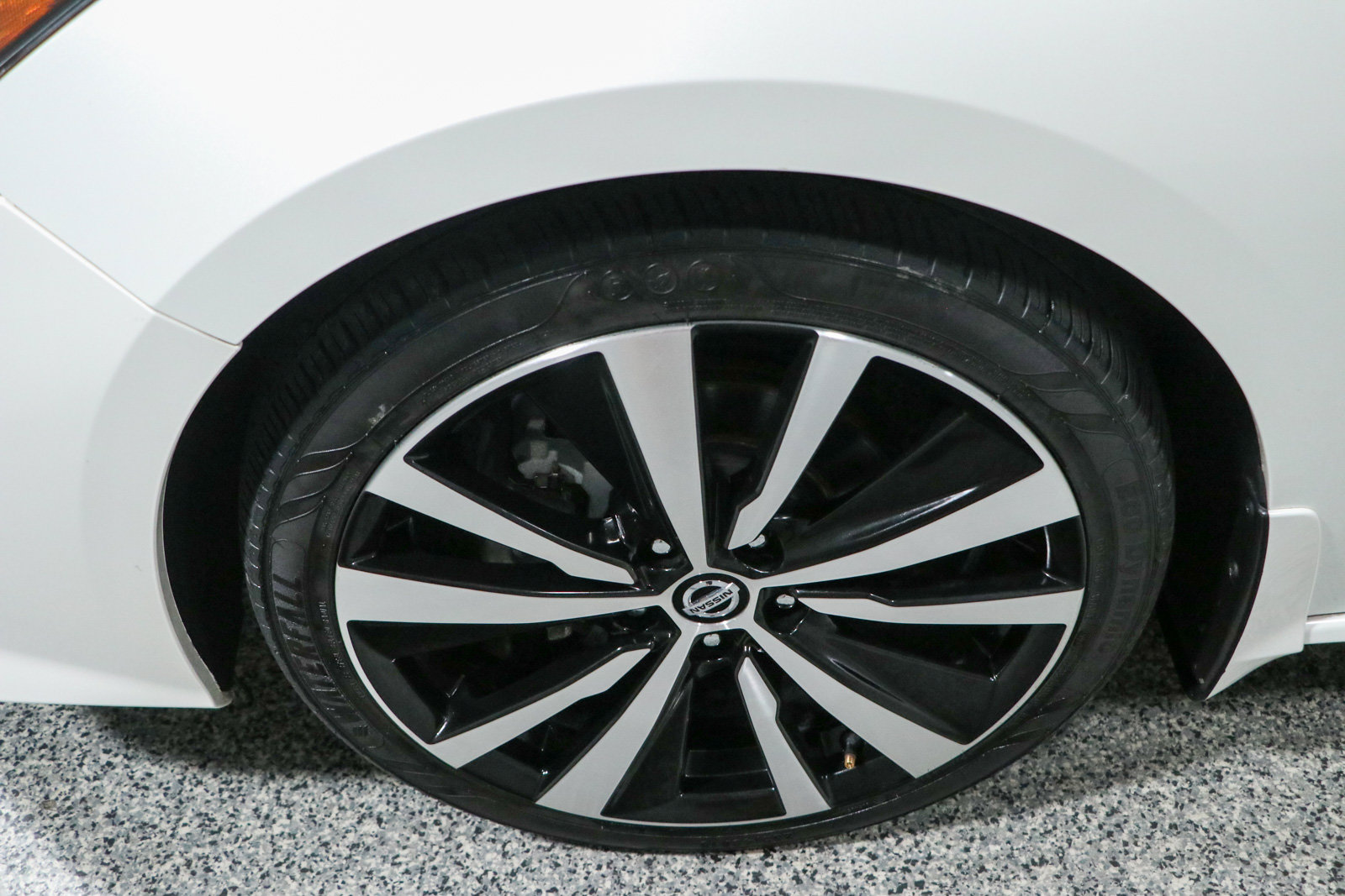 Used 2021 Nissan Altima 2.5 SR w/ SR Premium Package FWD image 11