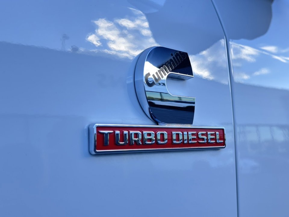 Used 2025 RAM 3500 Laramie image 16