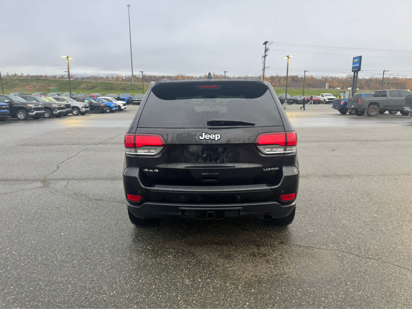 Used 2021 Jeep Grand Cherokee Laredo w/ Security & Convenience Group image 4