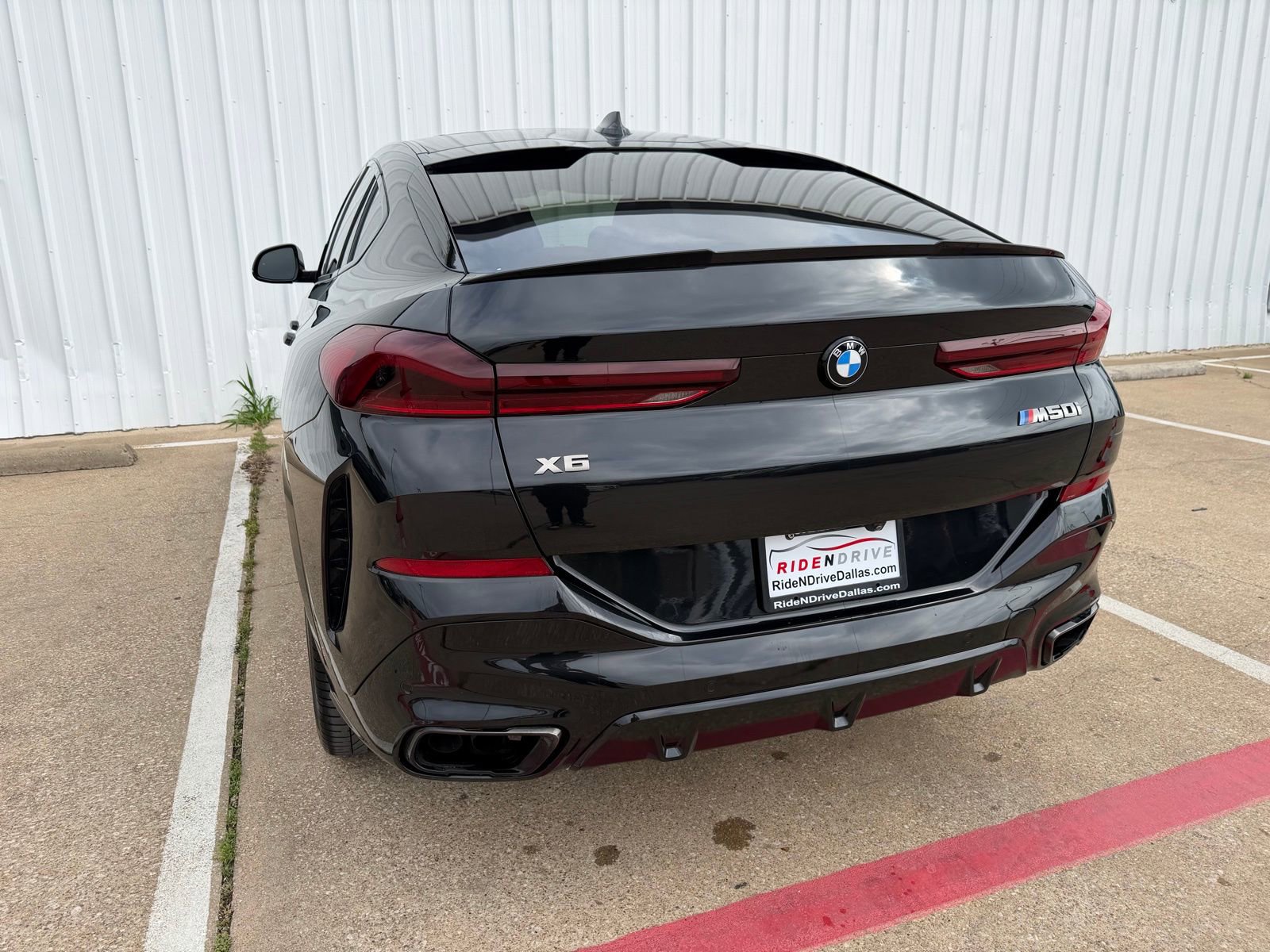 Used 2021 BMW X6 M50i w/ Executive Package AWD/4WD image 5