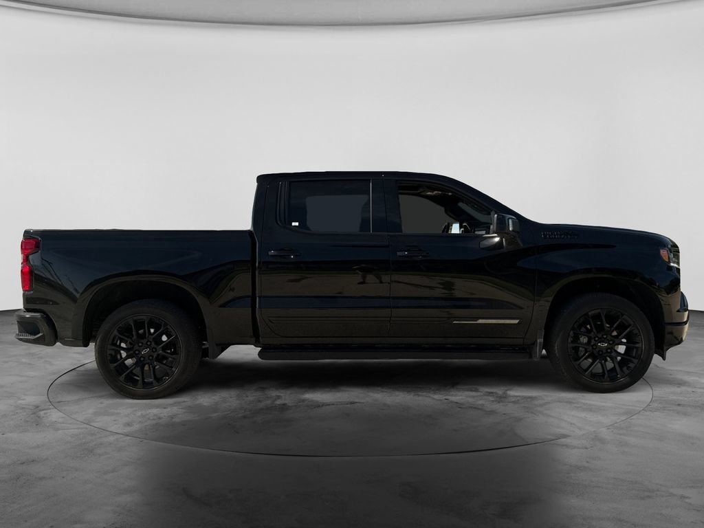 Used 2025 Chevrolet Silverado 1500 High Country w/ Midnight Edition AWD/4WD image 10