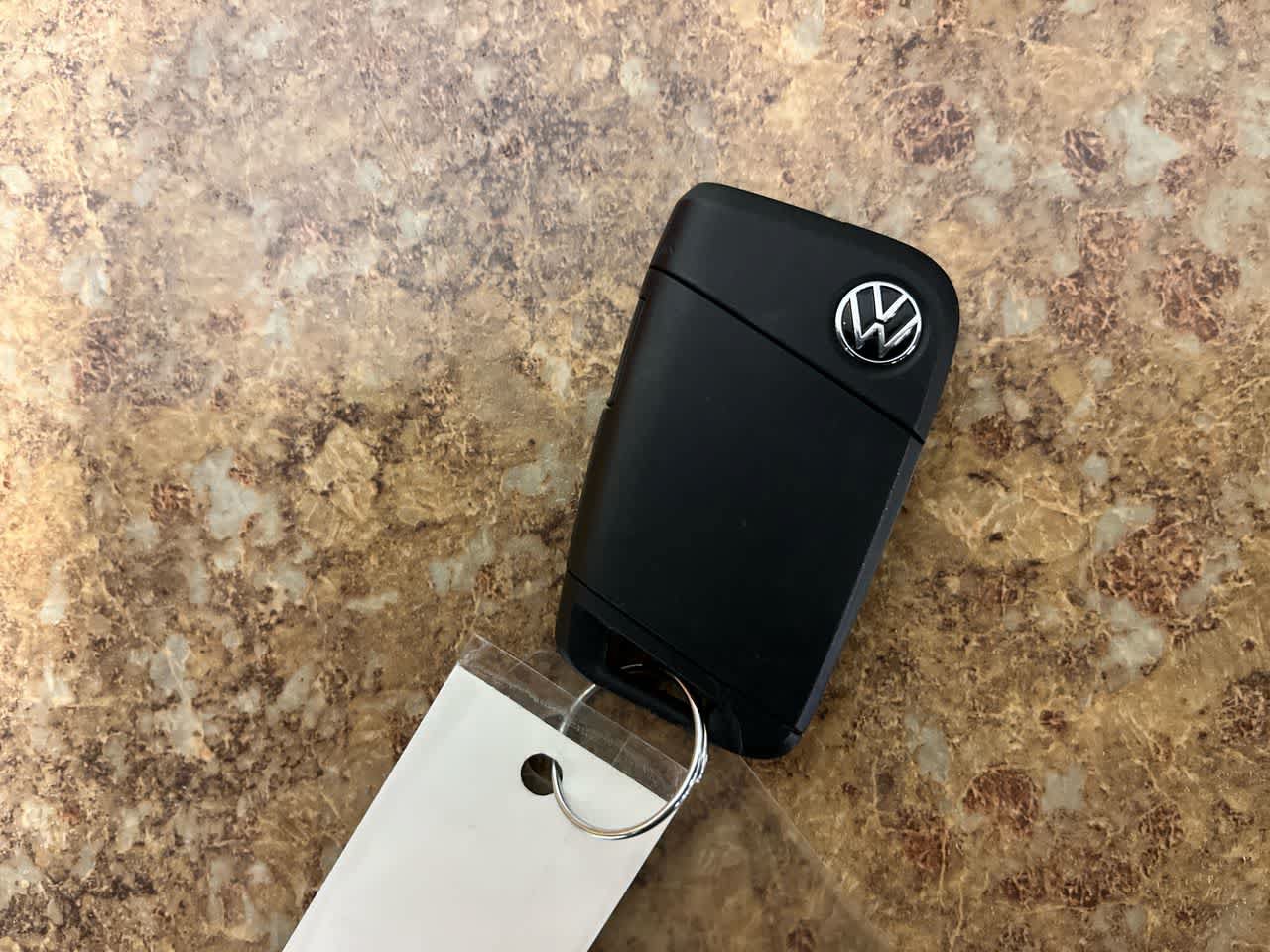 Used 2025 Volkswagen Jetta SE FWD image 23