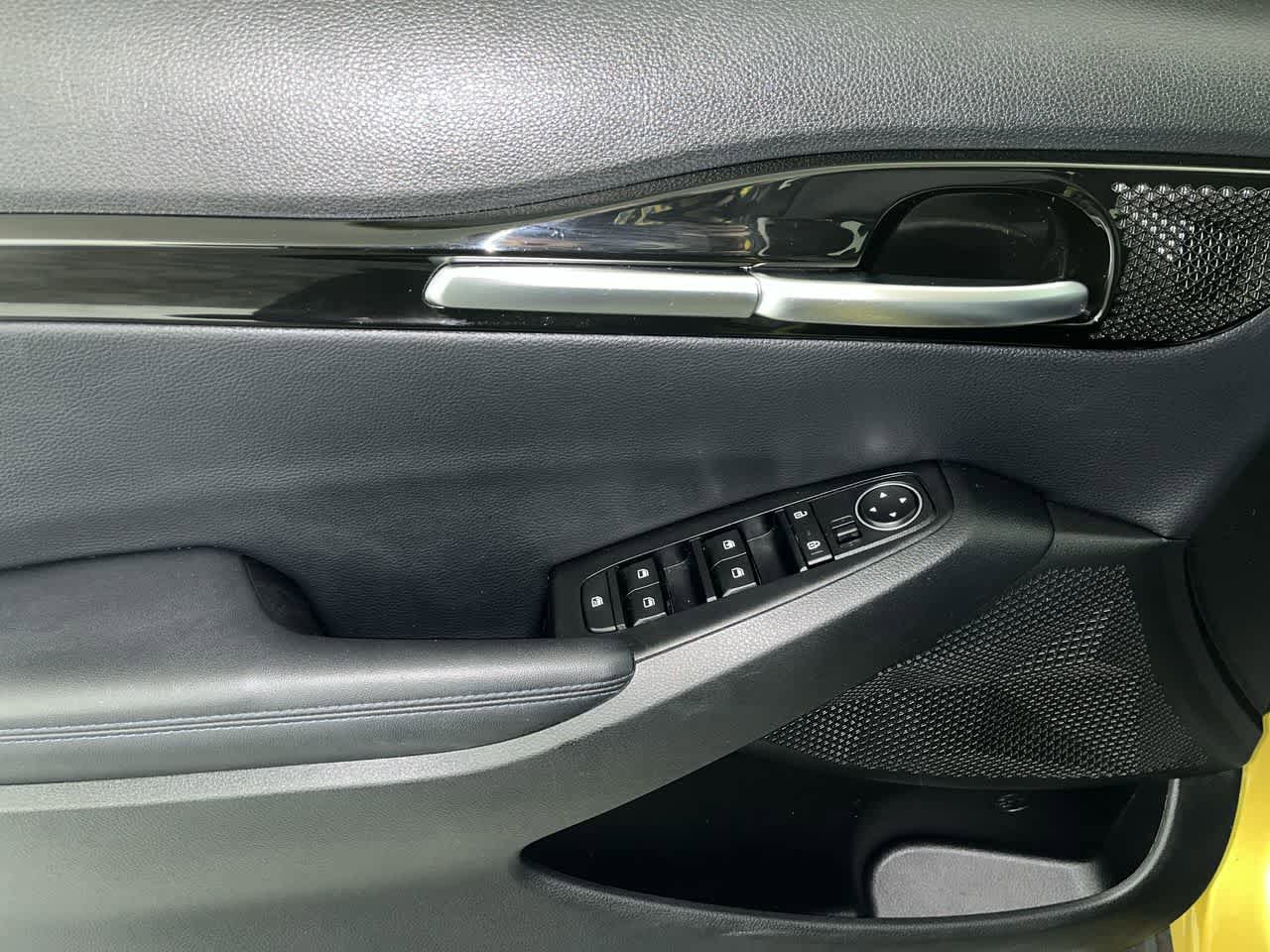 Used 2023 Kia Seltos S w/ Navigation Package image 13